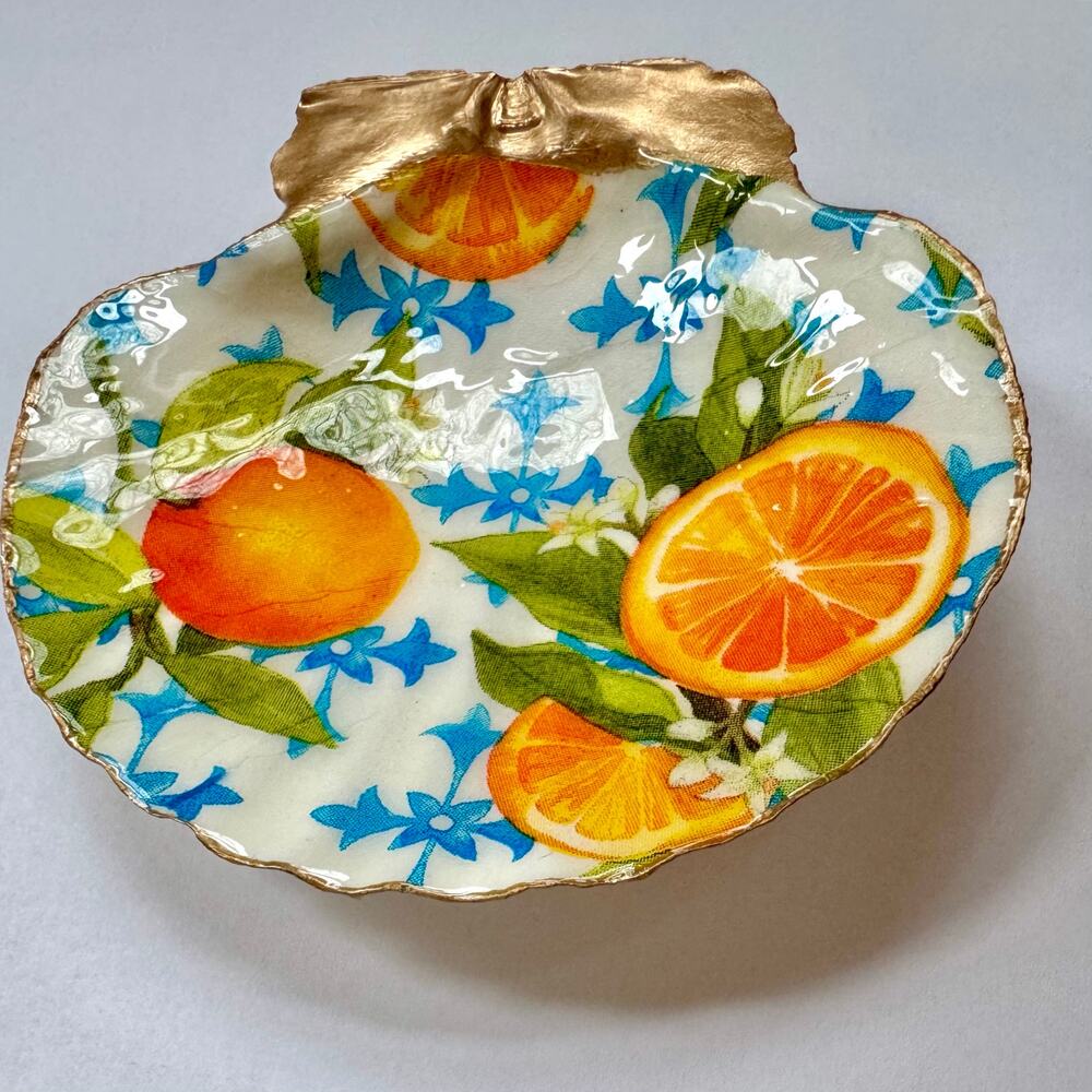 Citrus Floral Trinket Dish | Scallop Shell Jewelry Dish | Coastal Decor - Picture 4 of 5
